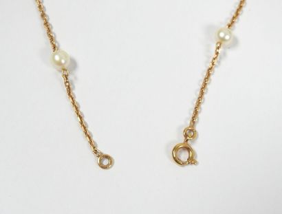 Necklace in gilded metal with forçat links...