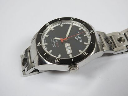 TISSOT.
Montre-bracelet d'homme en acier,...