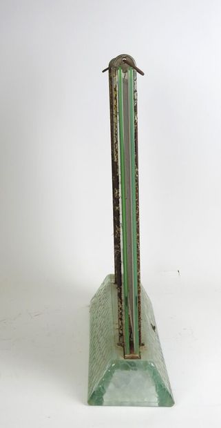 René COULON (1908-1990) pour SAINT GOBIN.
Radiateur...