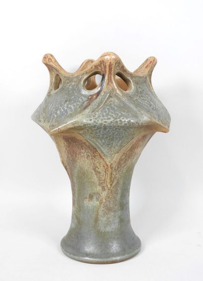 Joseph MOUGIN (1876-1961).
Vase en grès à...