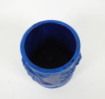 Petit pot circulaire en pâte de verre à l'imitation...