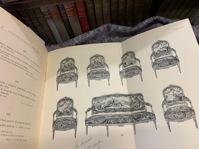 [4 IMPORTANTS CATALOGUES ILLUSTRÉS DE VENTE...