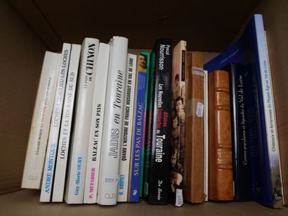 [Touraine] Lot d'environ 18 volumes mode...
