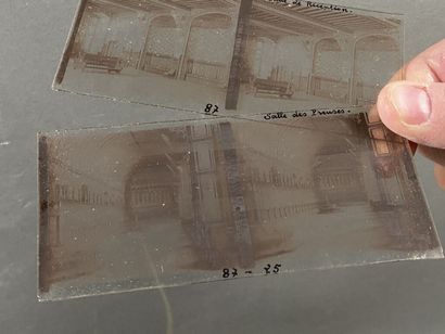 [Châteaux et domaines royaux] lot de 75 vues...