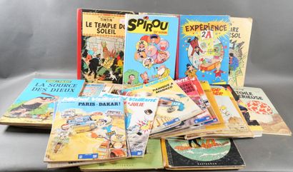 30 albums cartonnés et souples dont Tintin...