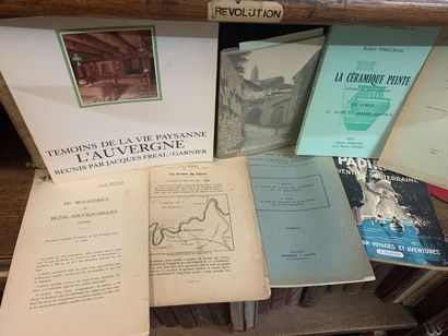[ARCHEOLOGIE MASSIF CENTRAL AUVERGNE FOREZ...