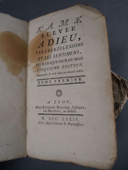 [Papier dominoté] 3 volumes : L'âme élevée...