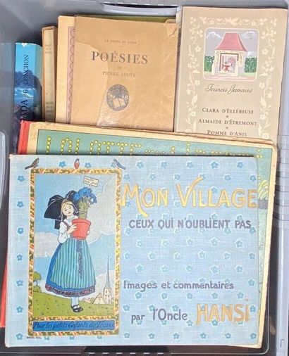 Lot d'environ 27 volumes, principalement...