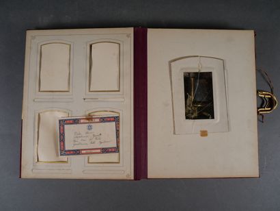Album photo en velours avec boite à musique...