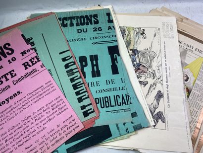 Pochette à dessin contenant de nombreuses...