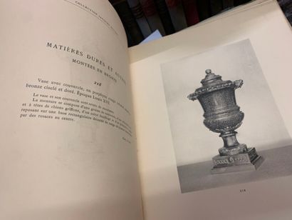 [4 IMPORTANTS CATALOGUES ILLUSTRÉS DE VENTE...