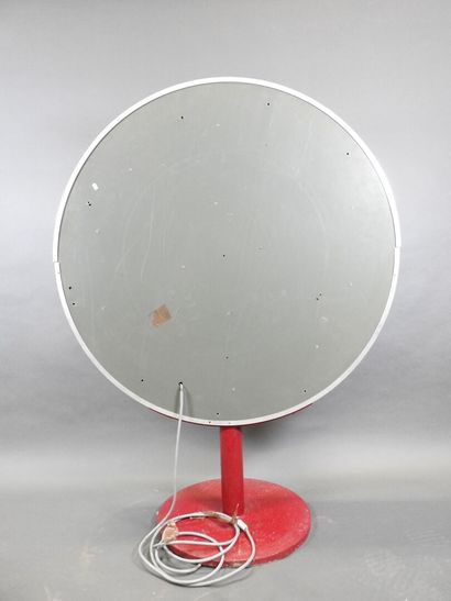 Importante enseigne circulaire lumineuse...
