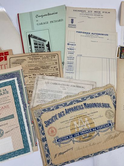 Lot de documents divers dont papiers entête,...