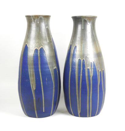 Léon POINTU (1879-1942).
Paire de vases signés...