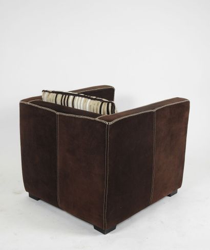 Paire de fauteuils en bois recouvert de nimbuc...