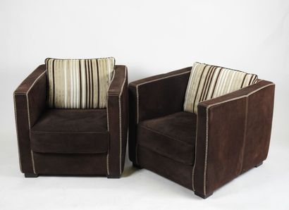 Paire de fauteuils en bois recouvert de nimbuc...