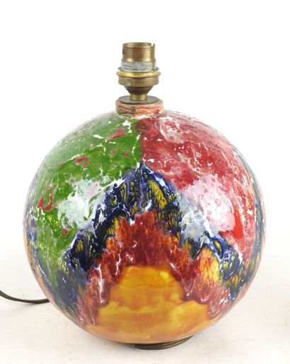 Raymond RAFFOUR (1901-1988).
Lampe boule...