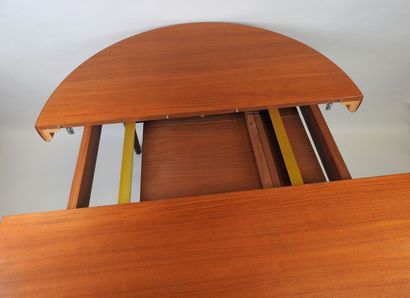 Table de salle à manger en bois à plateau...