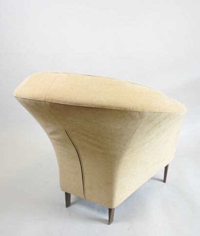 LIGNE ROSET éditeur, XXe.
Fauteuil modèle...