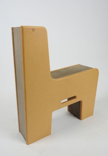 Chischen SHIU (XXe).
Fauteuil accordéon extensible...