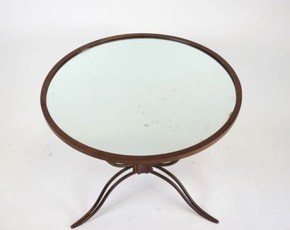 René DROUET (1899-1993).
Table basse circulaire...