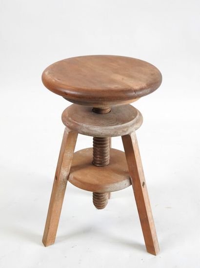 *
Tabouret d'architecte en bois, le plateau...