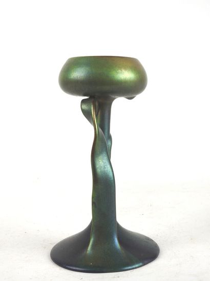 Vilmos ZSOLNAY (1840 - 1900)
Vase en céramique...