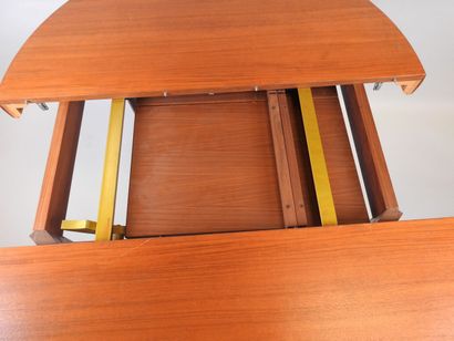 Table de salle à manger en bois à plateau...