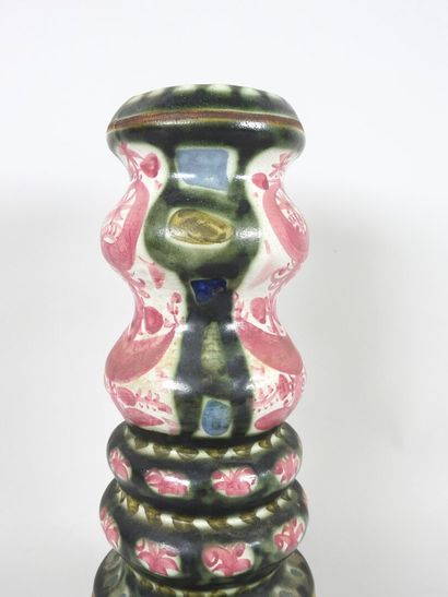 André L'HELGUEN (1935) pour KERALUC QUIMPER.
Vase...
