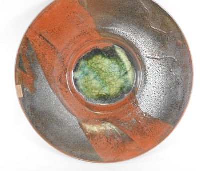Matthieu ROBERT (1962). 
Important plat circulaire...