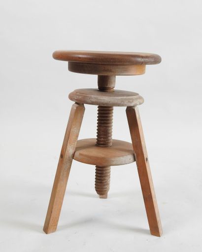 *
Tabouret d'architecte en bois, le plateau...