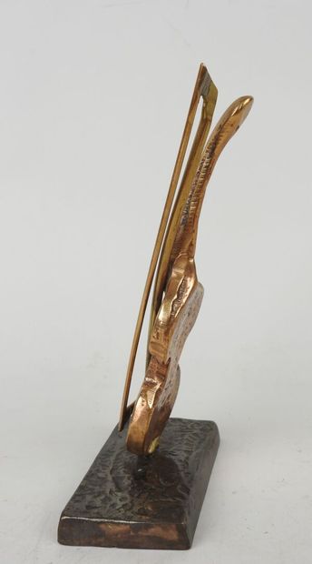 Yves LOHE (1947).
Le violoncelle.
Sculpture...
