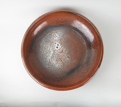 Matthieu ROBERT (1962). 
Important plat circulaire...