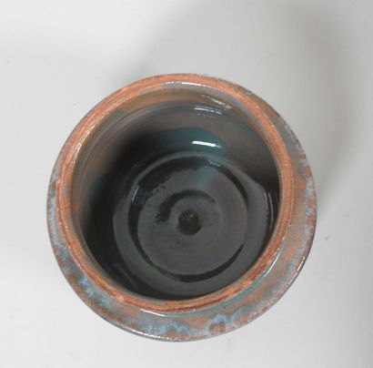 BIOT, XXe.
Pot couvert rouleau en céramique...