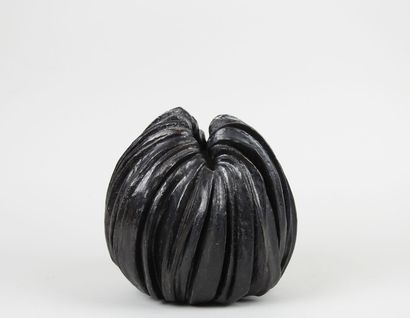 HERMANN, XXe.
Vase en céramique de forme...
