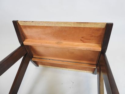 Production JULLIAN, Maison Alfort.
Table...