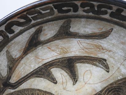 Poterie d 'OZON (Xxe).
Coupe circulaire en...