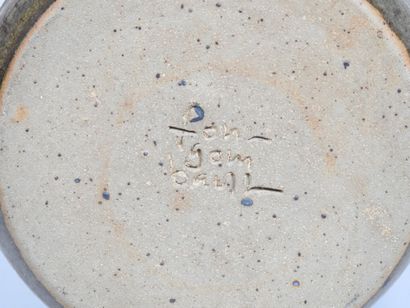 FONTGOMBAULT, XXe.
Lot comprenant un vase...