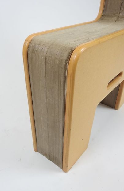 Chischen SHIU (XXe).
Fauteuil accordéon extensible...