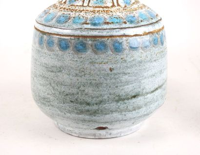 École XXe.
Vase en céramique émaillée à décor...
