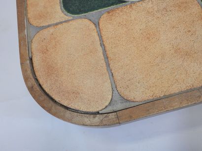 Roger CAPRON (1922-2006).
Table basse rectangulaire...