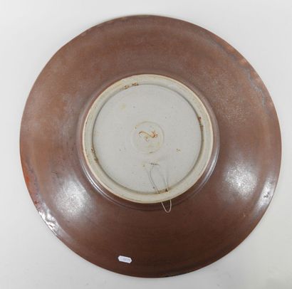 Matthieu ROBERT (1962). 
Important plat circulaire...
