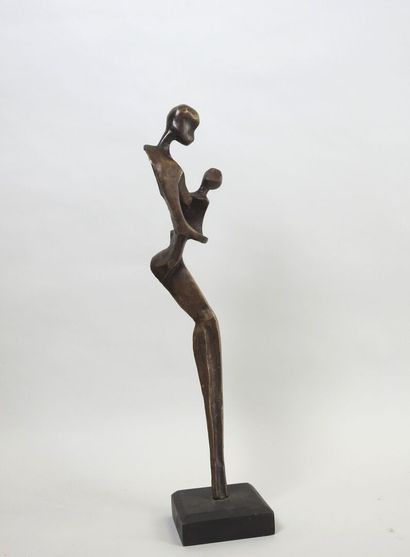 École du XXe.
Maternité.
Sujet en bronze...
