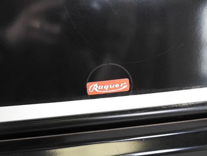 RAQUER, XXe.
Desserte pliante roulante en...