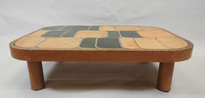 Roger CAPRON (1922-2006).
Table basse rectangulaire...