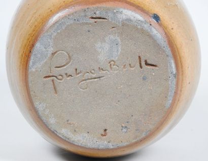 FONTGOMBAULT, XXe.
Lot comprenant un vase...