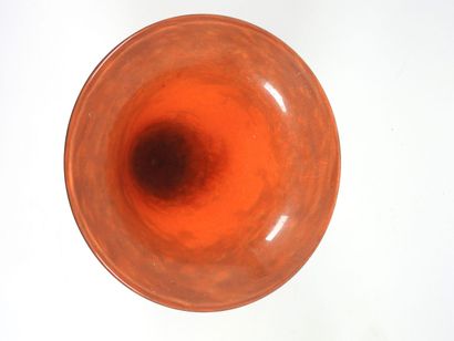 École début XXe.
Vase cornet en verre marmoréen...