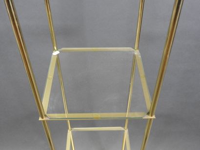 Lustrerie DEKNUDT.
Lampadaire allogène formant...