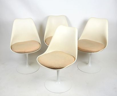Eero SAARINEN (1910-1961), pour KNOLL International.
Suite...