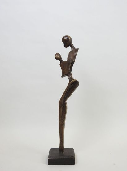 École du XXe.
Maternité.
Sujet en bronze...